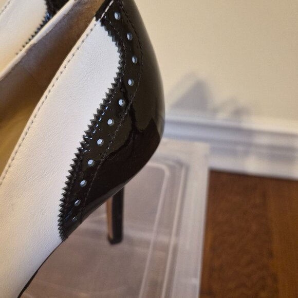 Ralph Lauren Pumps, Size 9B, White/Black Patent, All Leather - Picture 10 of 13